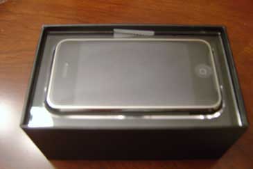 iPhone en la caja