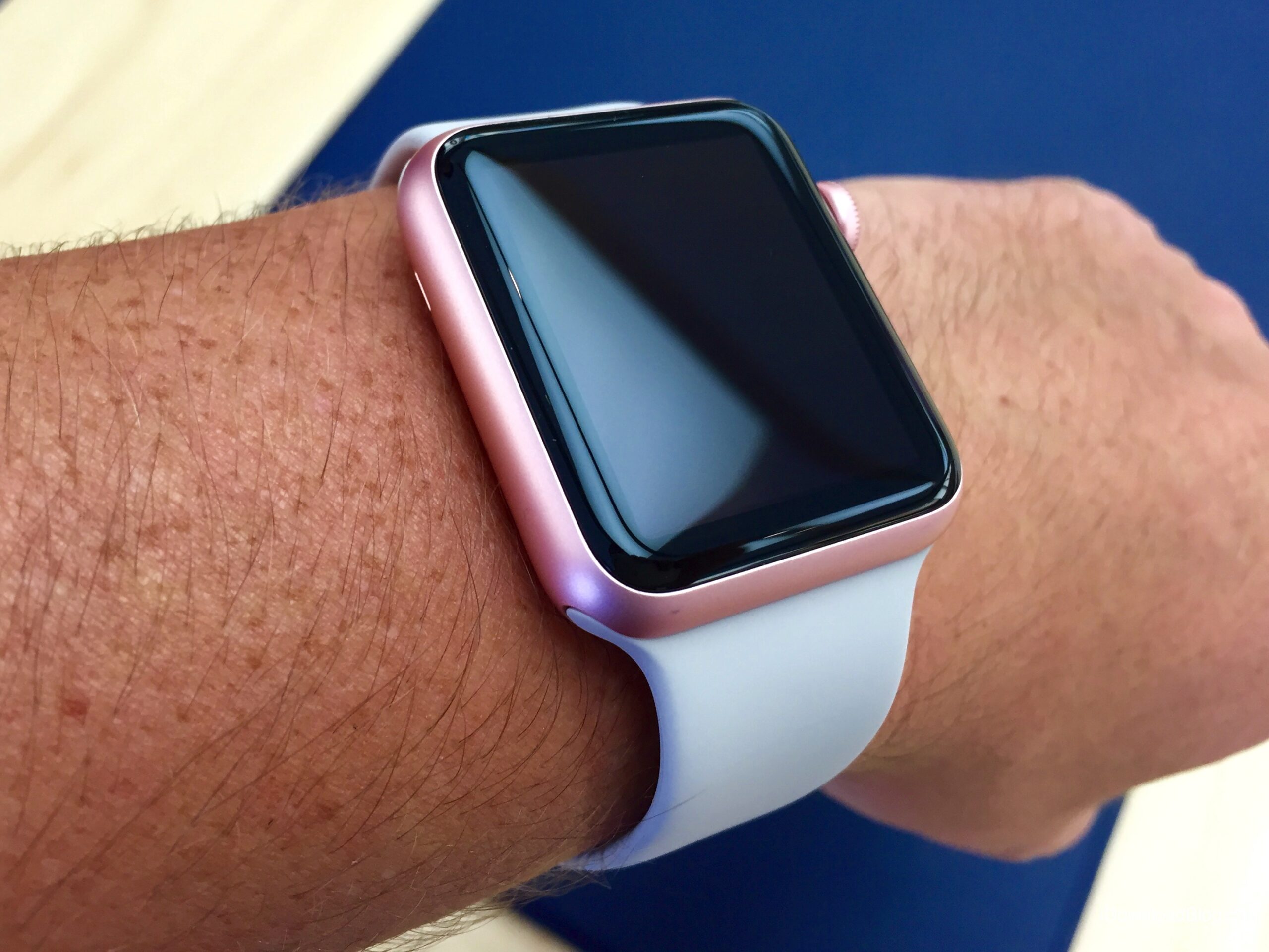 Cómo utilizar los carillones de tapicería de Apple Watch para ayudar a llevar la cuenta del tiempo