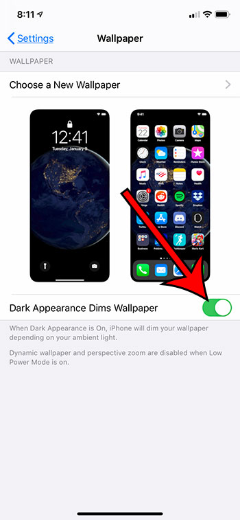 ¿Qué significa Dark Appearance Dims Wallpaper en mi iPhone?