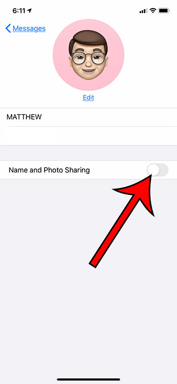 cómo desactivar el uso compartido de nombres y fotos en Mensajes en un iPhone