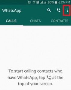 Abra WhatsApp y toque tres puntos verticales