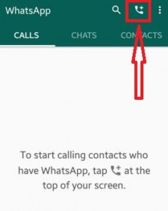 Toque el botón de llamadas + en WhatsApp