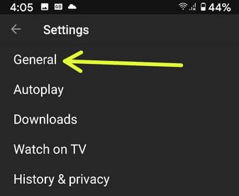Cambie YouTube al modo oscuro en Android usando la configuración general